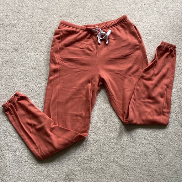 Colsie cropped hoodie (small) and jogger with pockets (xs), Dusty rose colour - Picture 4 of 5